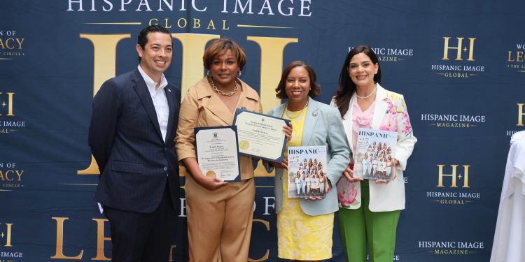 Hispanic Image reconoce a 25 mujeres latinas de Rhode Island con Women of Legacy